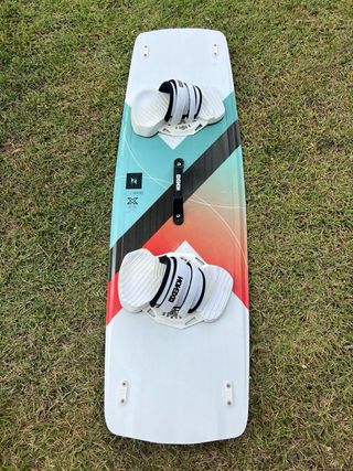 Tabla Kitesurf Hexon Laluz 135/41