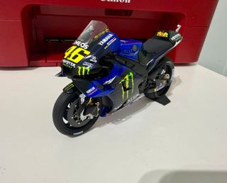 Minichamps Yamaha YZR M1 2020 VR46 1:12