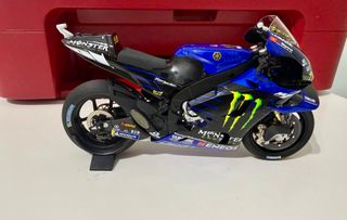 Minichamps Yamaha YZR M1 2020 VR46 1:12