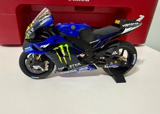 Minichamps Yamaha YZR M1 2020 VR46 1:12