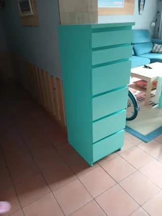 Cómoda Ikea Malm con espejo