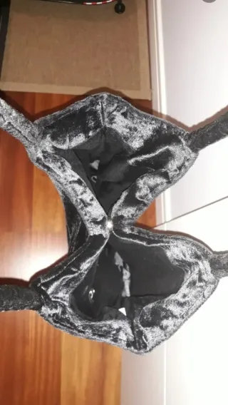 Bolso terciopelo negro con abalorios