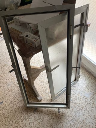 Ventana de aluminio