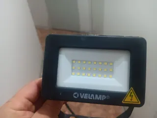 Foco LED Velamp