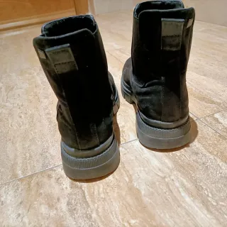 Botas negras