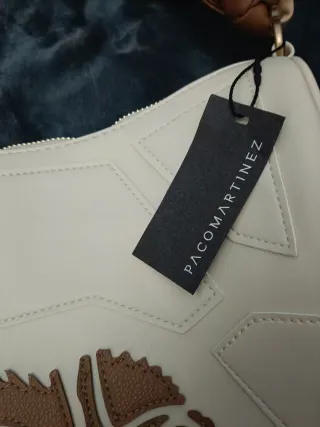 Bolso Paco Martinez beige y marrón.