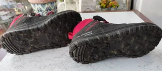 Botas de montaña Quechua niño negras y rojas