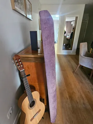 Cabecero individual morado. Perfecto estado.