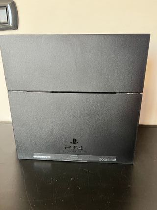 PS4 CUH-1116A Boxata Come Nuova