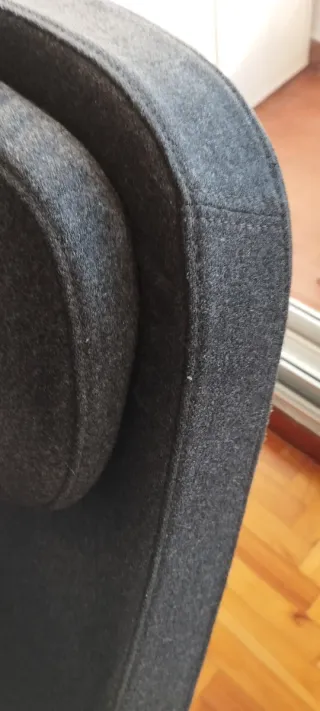 Sillón y reposapiés Arvika Negro