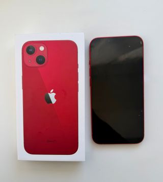 iPhone 13 Rojo 128GB Usado. Excelente estado.