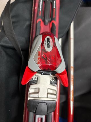 Esquís Volkl AC 1 170 cm con bastones y funda