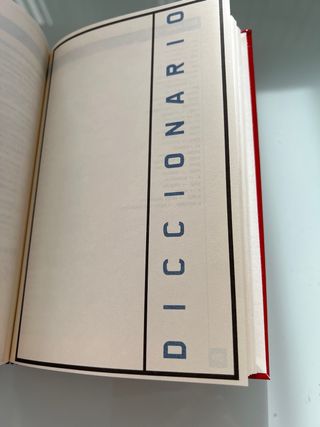 Síntesis de gramática y diccionario básico latín