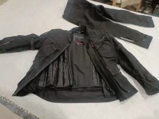 Oportunidad Equipacion completa Ixon Invierno