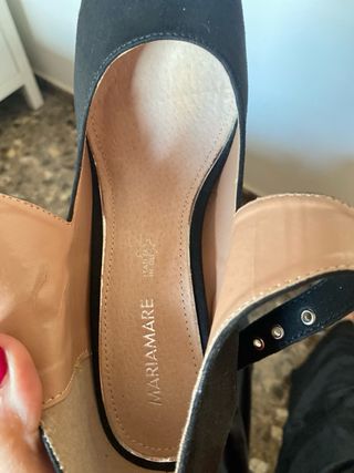 Zapatos de tacón negros