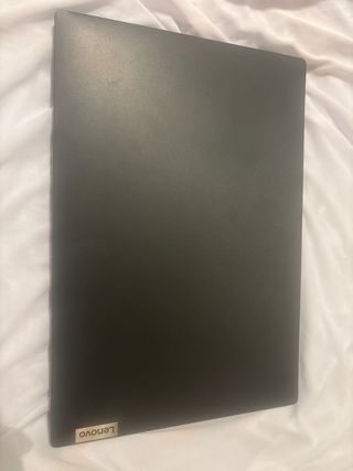 Portátil Lenovo IdeaPad 3 15IGL05