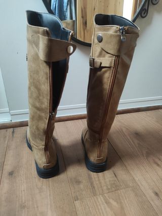 Botas altas marrón mostaza todo terreno