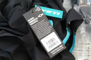 Culote y Guantes Enduro - Yeti Cycles