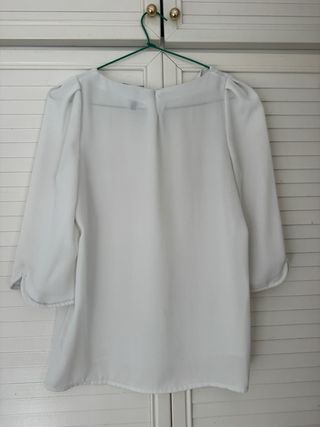 Blusa blanca manga 3/4