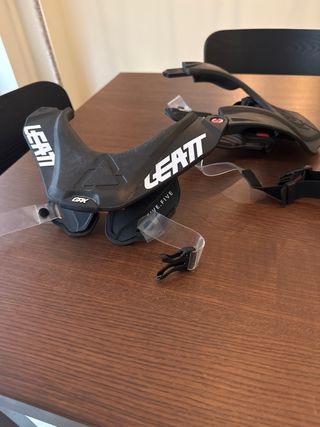 Collarín Leatt GPX 5.5 Talla S/M