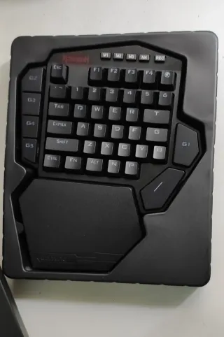 Redragon K585 DITI Teclado Mecánico Gaming NUEVO