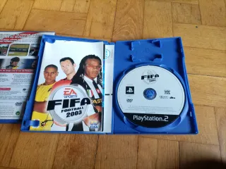 Juegos PS2 FIFA Football 2003 y F1 05 Fórmula 1 20