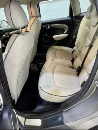 BMW Mini automático, nacional.