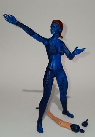 Marvel Legends Mystique UCM