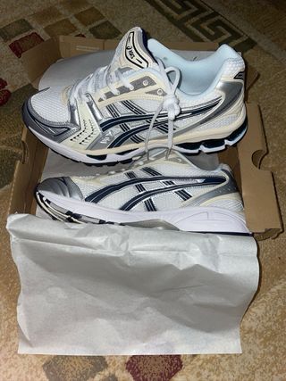 Asics Gel-Kayano 14 Plata/Blanco
