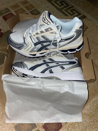 Asics Gel-Kayano 14 Plata/Blanco