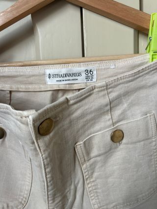 Pantalón Stradivarius Talla 36 Beige