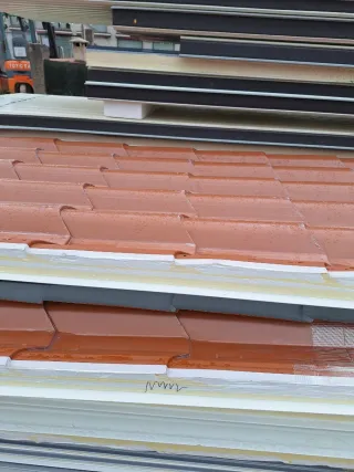 Imitación tejas 14€ + IVA.