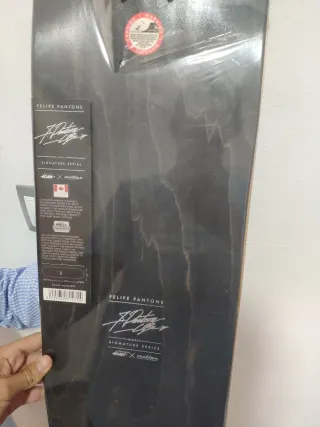 Tabla Skate Felipe PantoneSignature edición limita