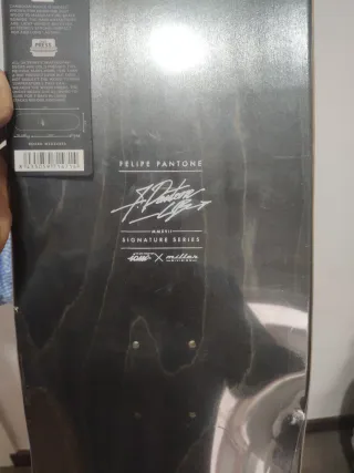 Tabla Skate Felipe PantoneSignature edición limita