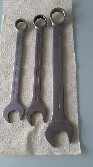 3 Llaves combinadas de acero