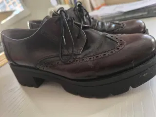 Zapatos Oxford Granates Mujer