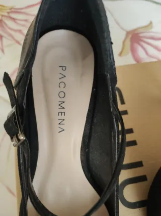 Zapatos negros tacón Pacomena