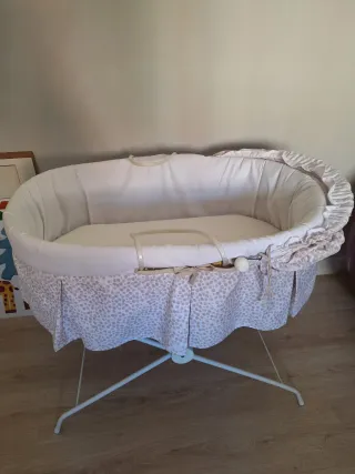 Moisés/Capazo/Cuna con patas bebé