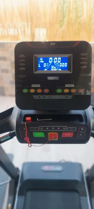 Cinta de correr BH poco uso