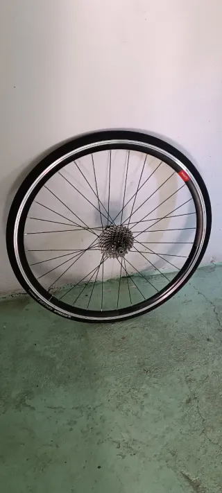 Llanta para rodillo con piñonera 105