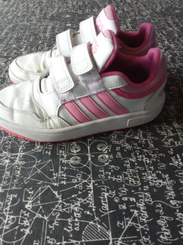 Playeras Adidas Niña Blancas y Rosas