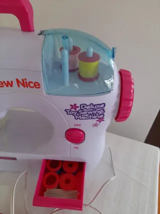 Máquina de coser infantil Sew Nice juguete