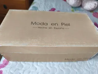 Sandalias cuña piel nuevas Talla 41