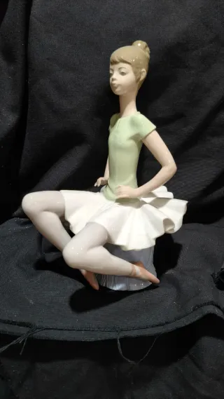 Bailarina Lladró Porcelana Ref. 1.360