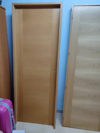 7 Puertas de Madera para Vivienda de 72 x203