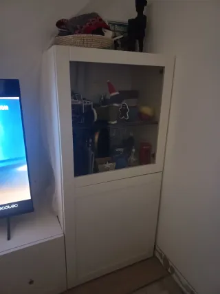 Vitrina BESTÅ de Ikea