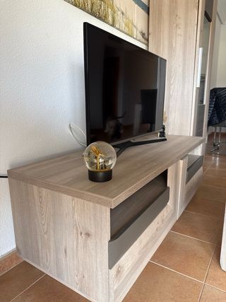 Mueble TV + Vitrina + Mesa Centro