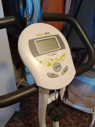 Bicicleta estática blanca solo Valencia