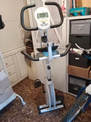 Bicicleta estática blanca solo Valencia