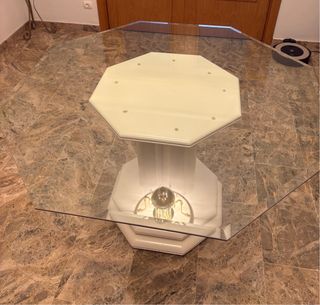 Tavolo da Salotto Ottogonale in Cristallo e Base Bianca